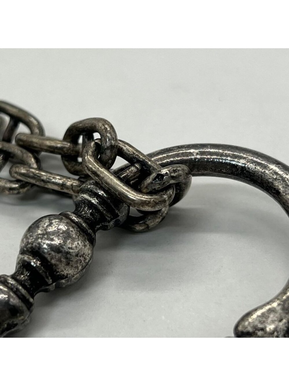 Saint Laurent Yves Key Motif Anchor Chain Necklace Metal - Picture 13 of 15